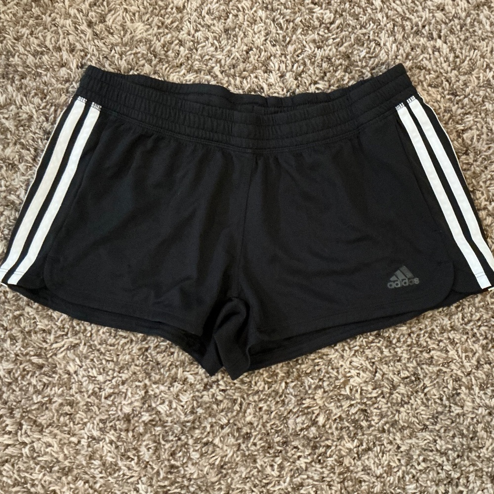 Adidas athletic shorts M